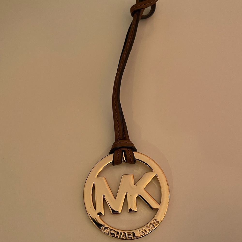 Micheal Kors key chain
